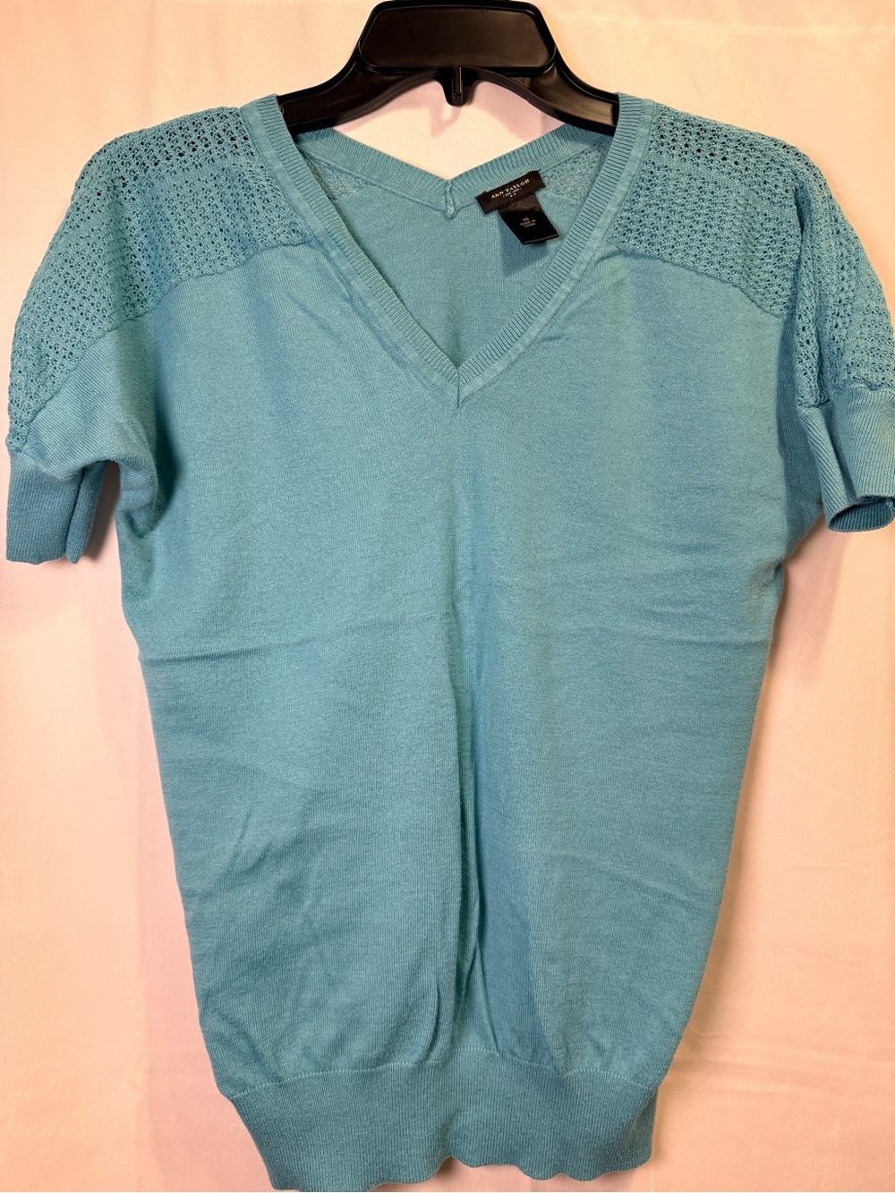 XS Ann Taylor V-Neck Short Sleeve Knit Top - Light Teal